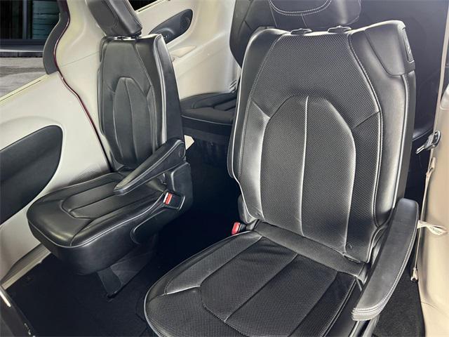 used 2018 Chrysler Pacifica car, priced at $12,769