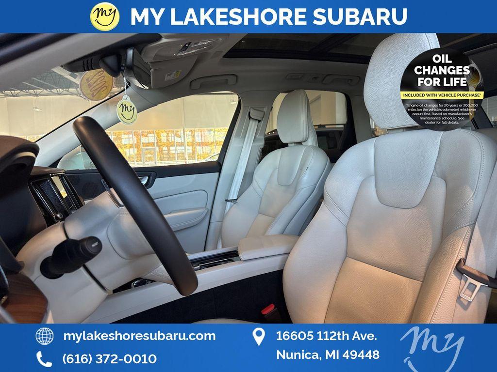 used 2022 Volvo XC60 car, priced at $23,221