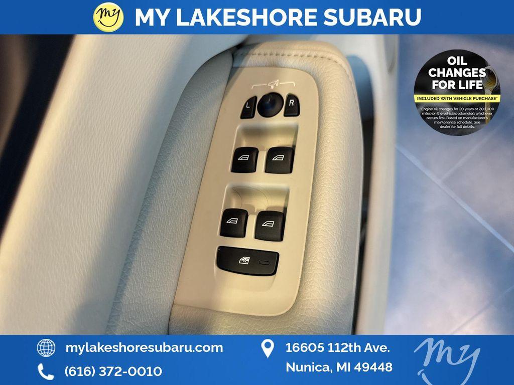 used 2022 Volvo XC60 car, priced at $23,221