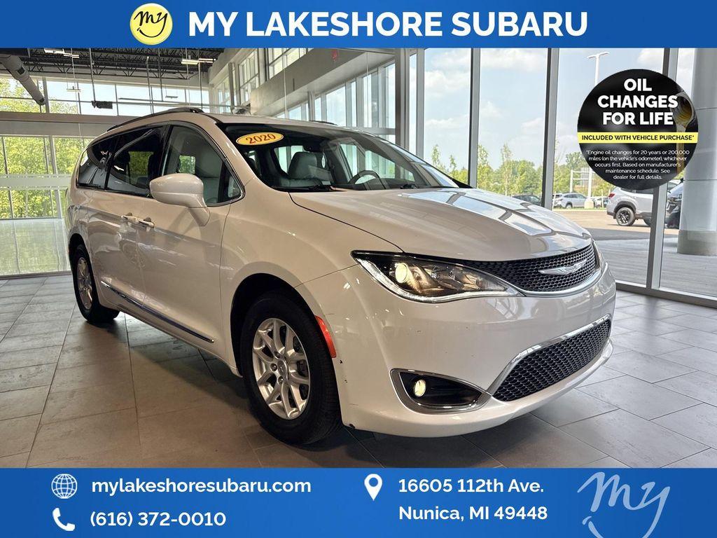 used 2020 Chrysler Pacifica car, priced at $17,381