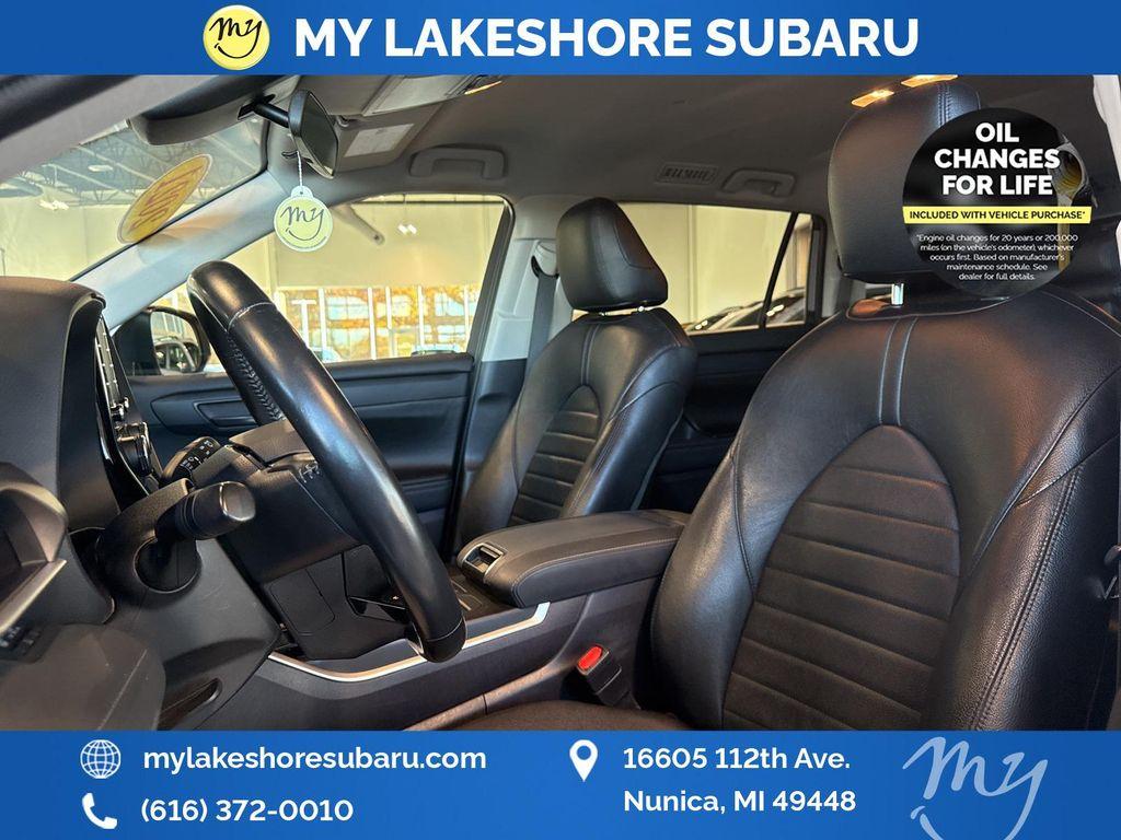 used 2021 Toyota Highlander car, priced at $26,482