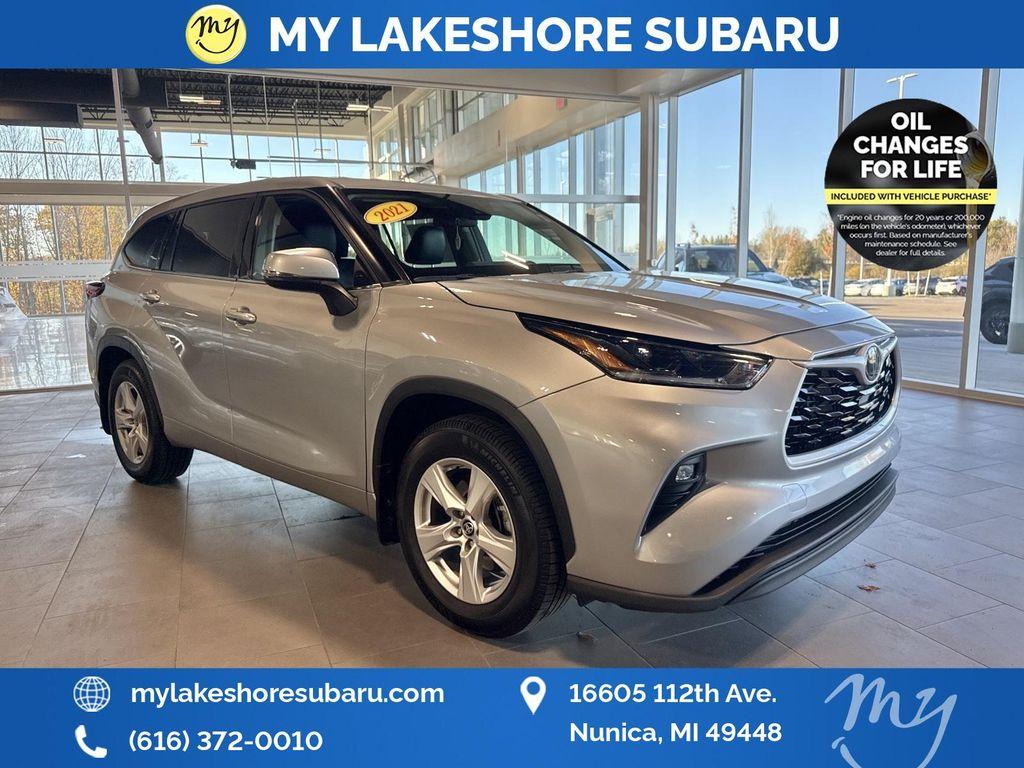 used 2021 Toyota Highlander car, priced at $26,482