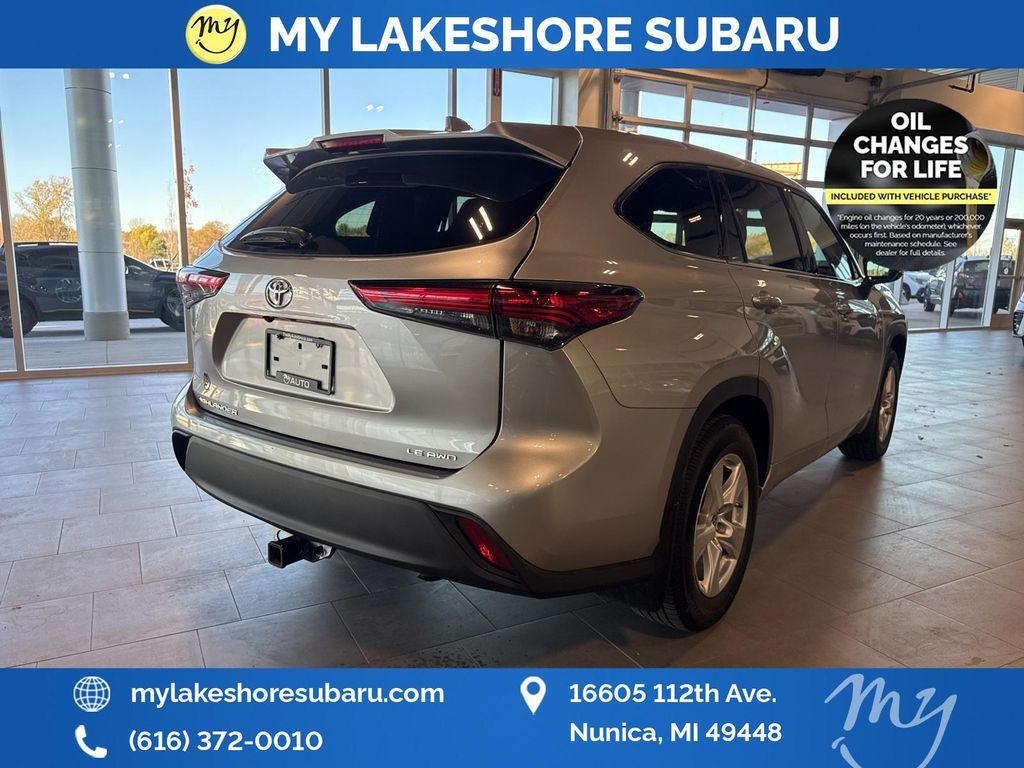 used 2021 Toyota Highlander car, priced at $26,482