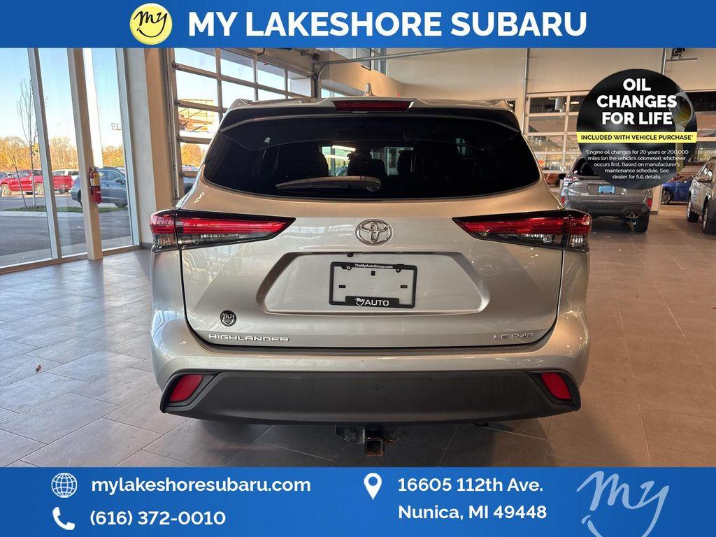 used 2021 Toyota Highlander car, priced at $26,482