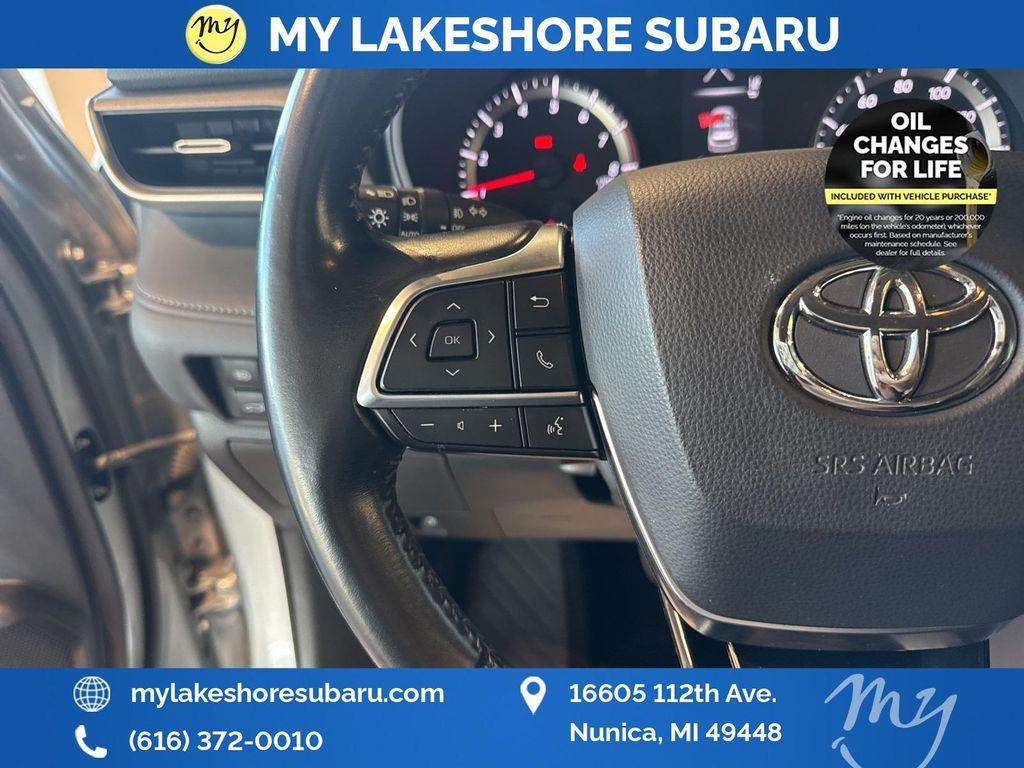 used 2021 Toyota Highlander car, priced at $26,482