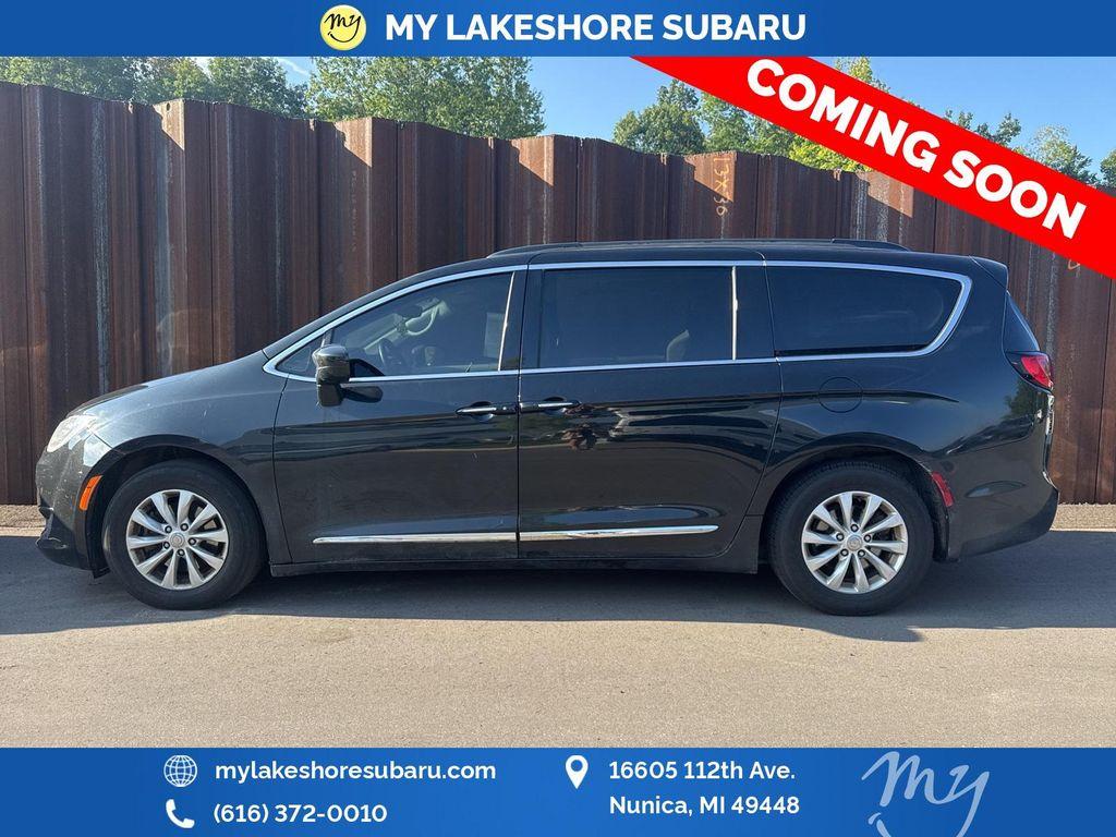 used 2017 Chrysler Pacifica car, priced at $10,736