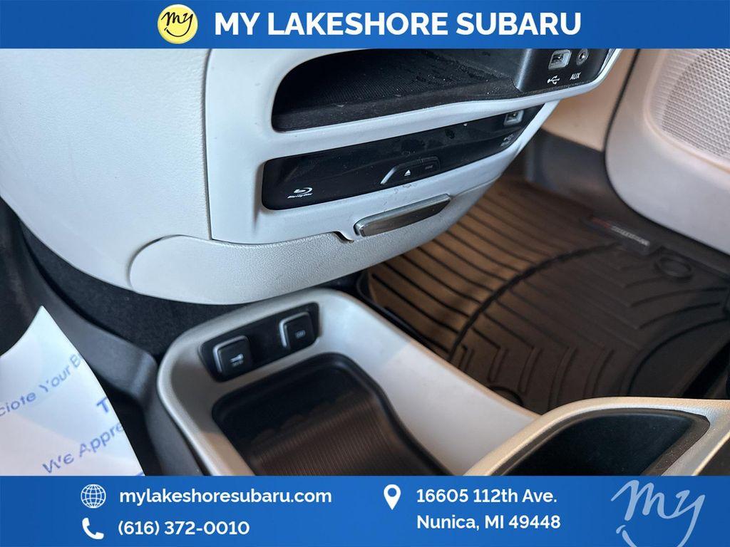 used 2018 Chrysler Pacifica car, priced at $16,484