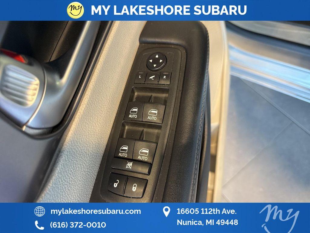 used 2018 Chrysler Pacifica car, priced at $16,484