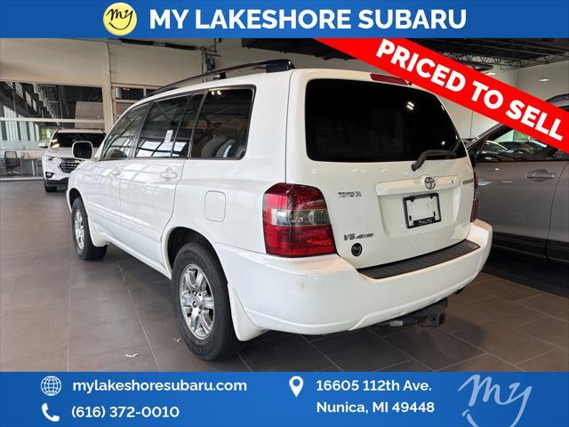 used 2004 Toyota Highlander car, priced at $4,981