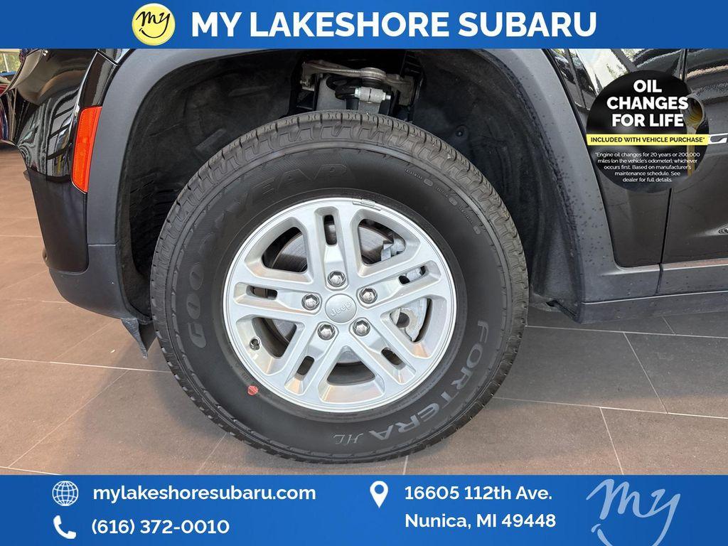 used 2023 Jeep Grand Cherokee car, priced at $30,481