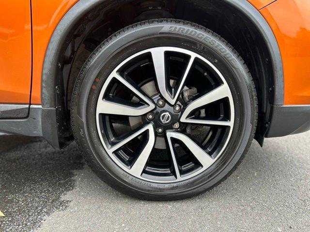 used 2018 Nissan Rogue car, priced at $16,364
