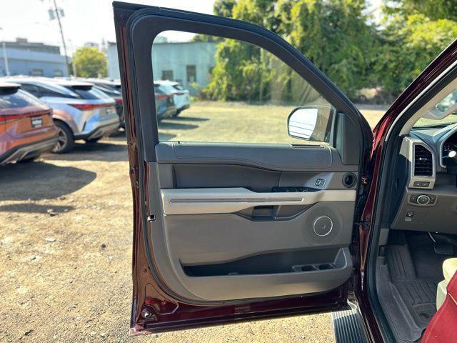 used 2020 Ford Expedition car, priced at $34,443