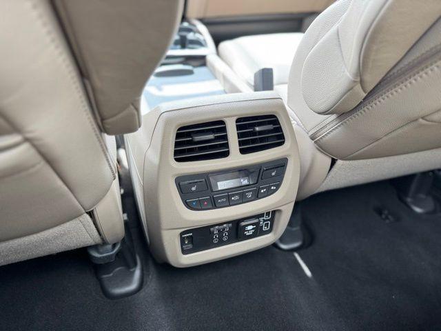 used 2021 Honda Pilot car, priced at $30,521