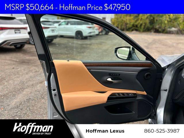new 2025 Lexus ES 350 car, priced at $47,950