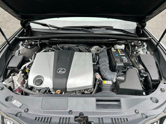 used 2019 Lexus ES 350 car, priced at $26,562