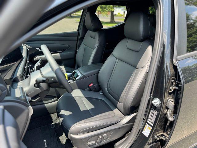 used 2025 Hyundai SANTA CRUZ car, priced at $29,216