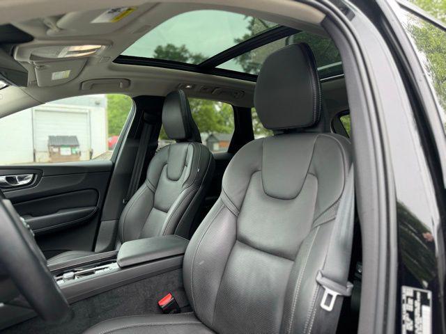 used 2022 Volvo XC60 Recharge Plug-In Hybrid car, priced at $29,989