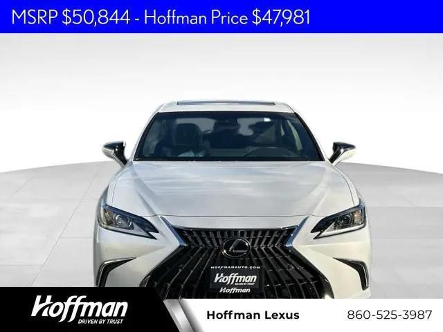 new 2025 Lexus ES 300h car, priced at $47,981