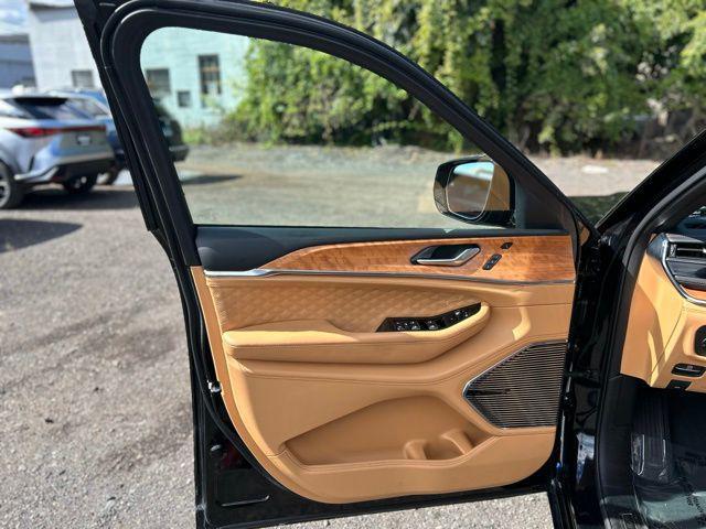 used 2023 Jeep Grand Cherokee car, priced at $35,891