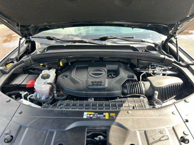 used 2023 Jeep Grand Cherokee car, priced at $35,891