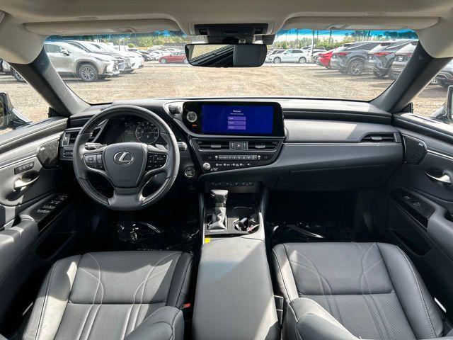 used 2025 Lexus ES 350 car, priced at $51,631