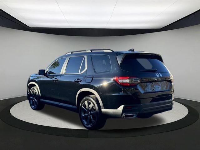 used 2023 Honda Pilot car, priced at $36,012