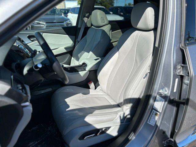 used 2022 Acura RDX car, priced at $31,513
