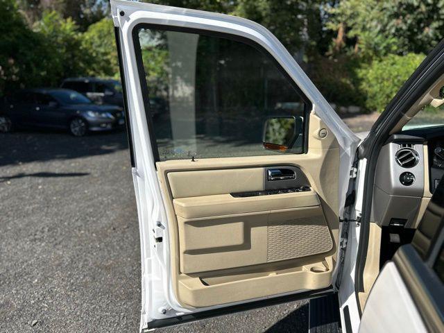 used 2017 Ford Expedition car, priced at $16,999
