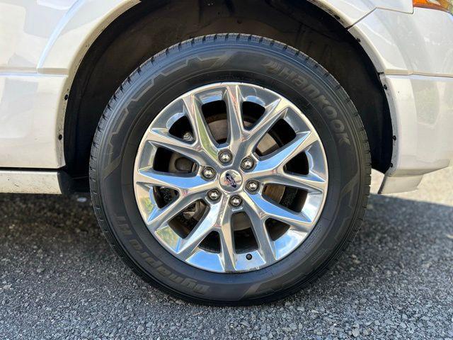 used 2017 Ford Expedition car, priced at $16,999