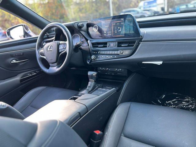 used 2022 Lexus ES 300h car, priced at $30,989