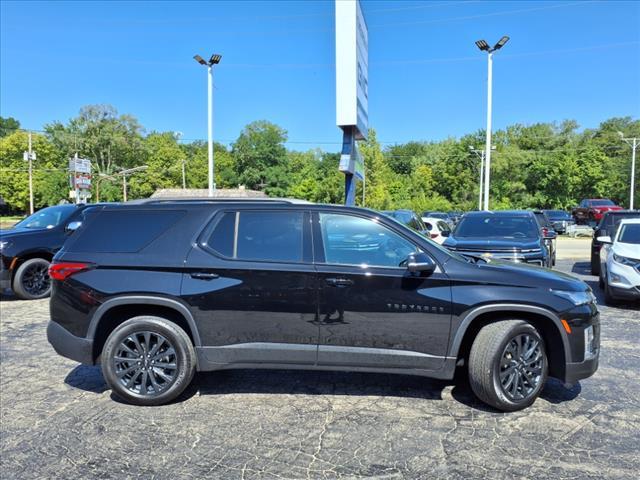 used 2023 Chevrolet Traverse car, priced at $33,620