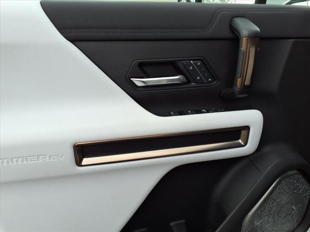 new 2025 GMC HUMMER EV Pickup car, priced at $107,380