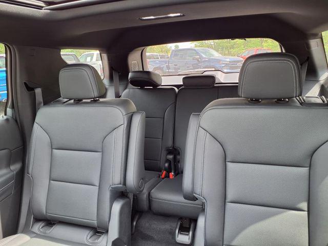 new 2025 Chevrolet Traverse car, priced at $45,271