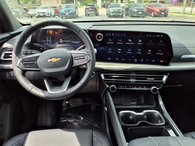 new 2025 Chevrolet Traverse car, priced at $45,271