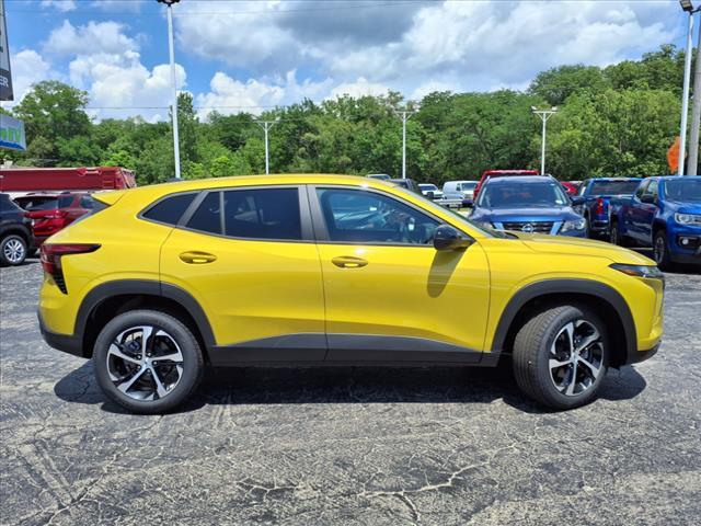 new 2025 Chevrolet Trax car, priced at $23,706