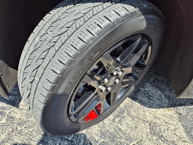 used 2023 Chevrolet Traverse car, priced at $40,360