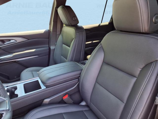new 2026 Chevrolet Traverse car, priced at $42,821