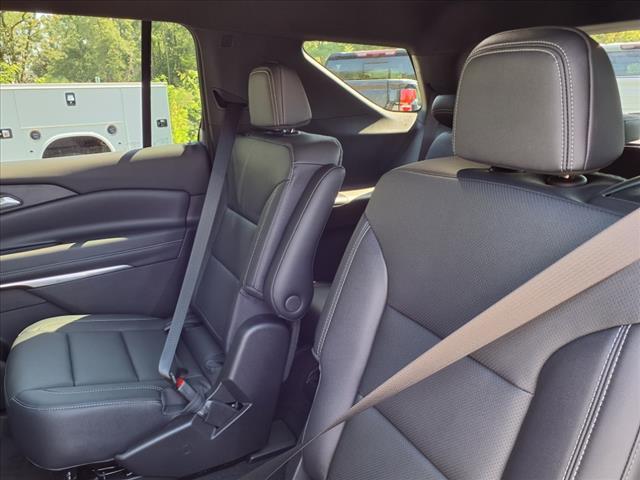 new 2026 Chevrolet Traverse car, priced at $42,821