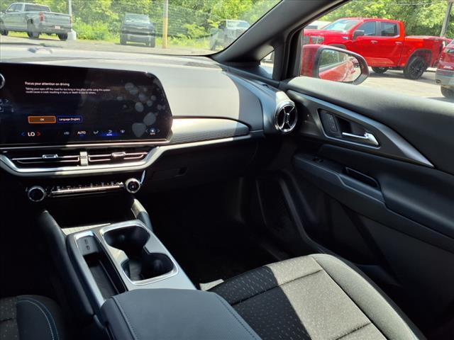 new 2025 Chevrolet Equinox EV car, priced at $33,490