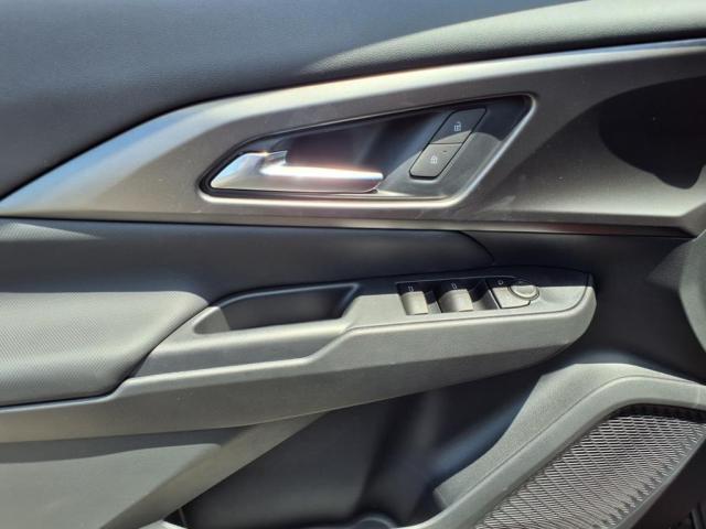 new 2025 Chevrolet Equinox EV car, priced at $33,490