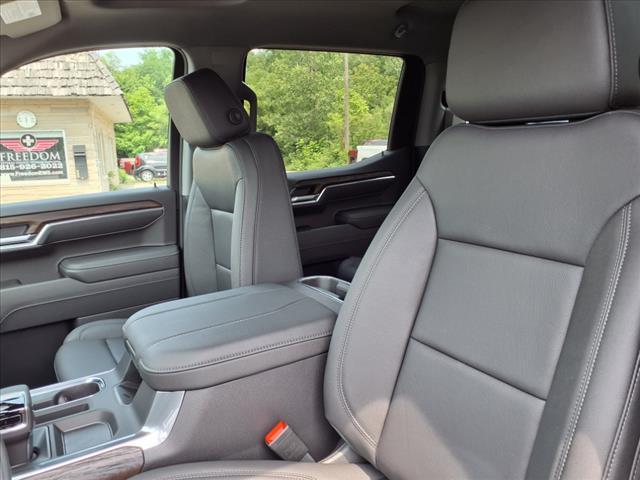 new 2025 GMC Sierra 1500 car, priced at $59,005