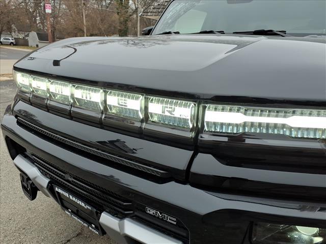 new 2025 GMC HUMMER EV Pickup car, priced at $99,690