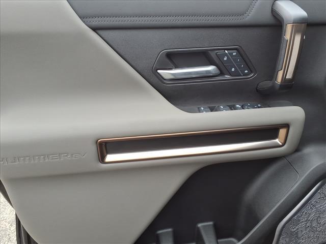 new 2025 GMC HUMMER EV Pickup car, priced at $99,690