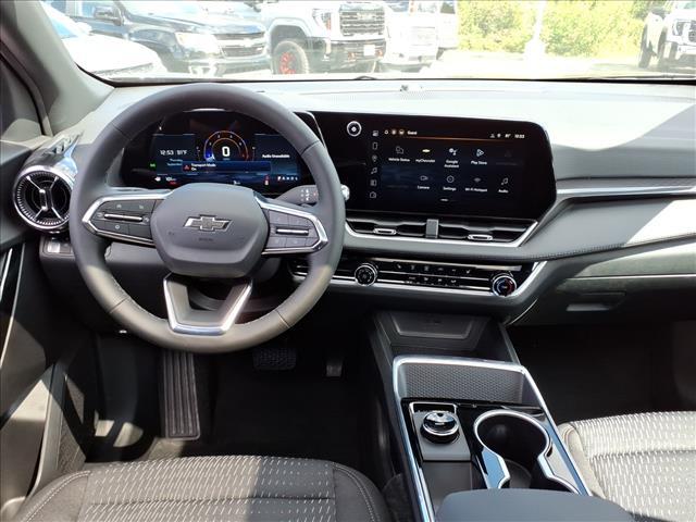 new 2026 Chevrolet Equinox car, priced at $32,035