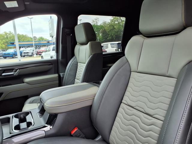 new 2025 Chevrolet Silverado 2500 car, priced at $86,260