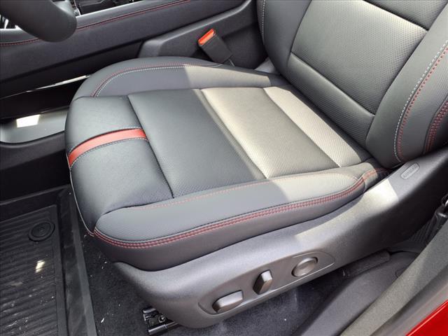 new 2025 Chevrolet Traverse car, priced at $58,913