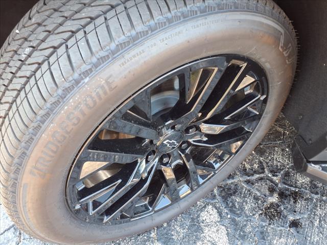 new 2025 Chevrolet Suburban car, priced at $82,095