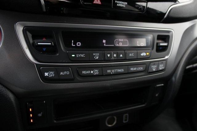 used 2022 Honda Pilot car, priced at $23,000