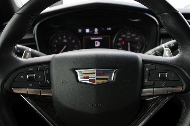 used 2023 Cadillac XT6 car, priced at $39,000