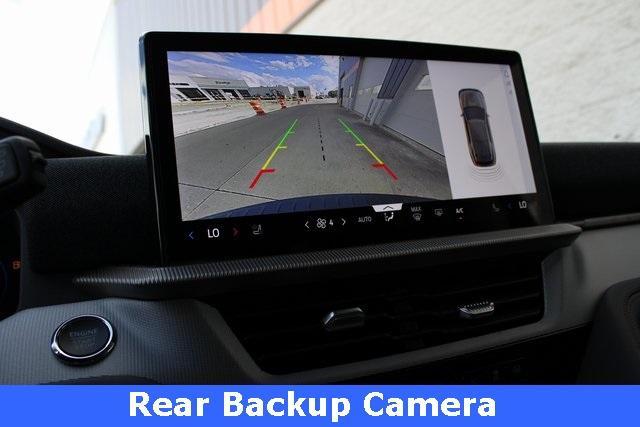 new 2025 Ford Explorer car, priced at $47,535